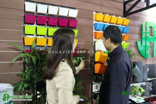 BCD01 - modul giỏ trồng cây xanh trên tường đứng